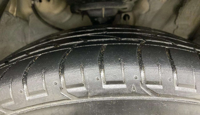 2016 Hyundai Creta SX PLUS AT 1.6 PETROL, Petrol, Automatic, 74,489 km, Right Front Tyre Tread