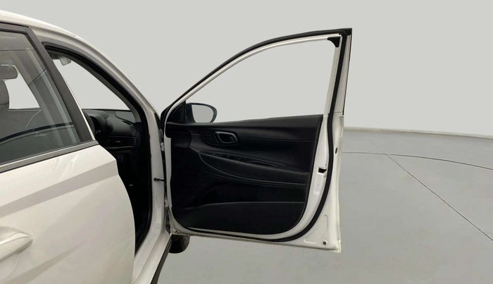 2023 Hyundai NEW I20 SPORTZ 1.2 IVT, Petrol, Automatic, 20,108 km, RHS Front Door
