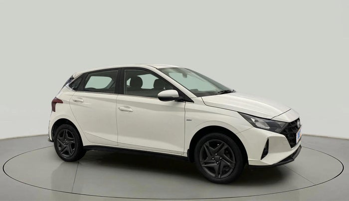 2023 Hyundai NEW I20 SPORTZ 1.2 IVT, Petrol, Automatic, 20,108 km, Right Front Diagonal