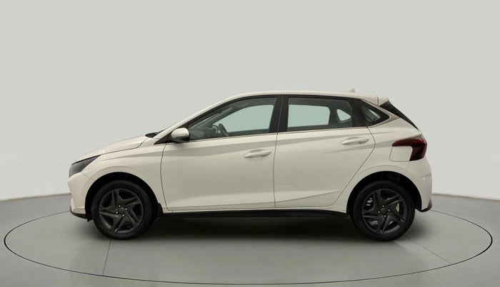 2023 Hyundai NEW I20 SPORTZ 1.2 IVT, Petrol, Automatic, 20,108 km, Left Side