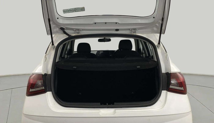 2023 Hyundai NEW I20 SPORTZ 1.2 IVT, Petrol, Automatic, 20,108 km, Boot Inside