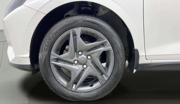 2023 Hyundai NEW I20 SPORTZ 1.2 IVT, Petrol, Automatic, 20,108 km, Left Front Wheel