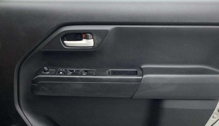 2021 Maruti New Wagon-R VXI 1.2, Petrol, Manual, 29,844 km, Driver Side Door Panels Control