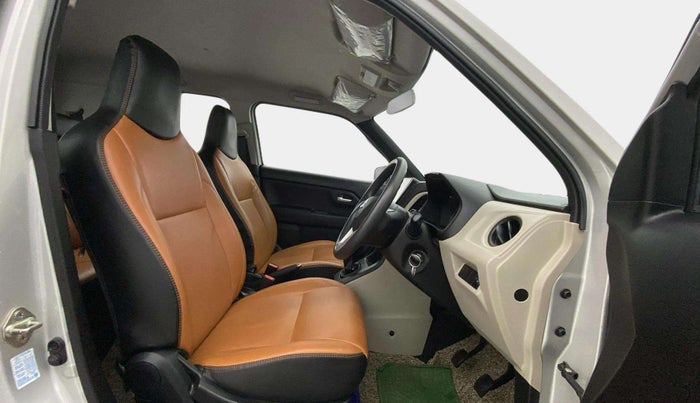 2021 Maruti New Wagon-R VXI 1.2, Petrol, Manual, 29,844 km, Right Side Front Door Cabin