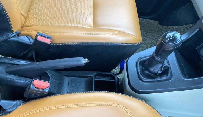 2021 Maruti New Wagon-R VXI 1.2, Petrol, Manual, 29,844 km, Gear Lever