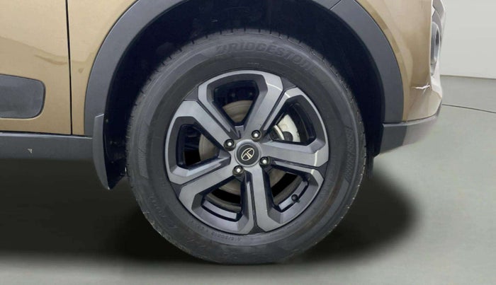 2022 Tata NEXON XZ PLUS (PREMIUM) PETROL JET, Petrol, Manual, 21,647 km, Right Front Wheel