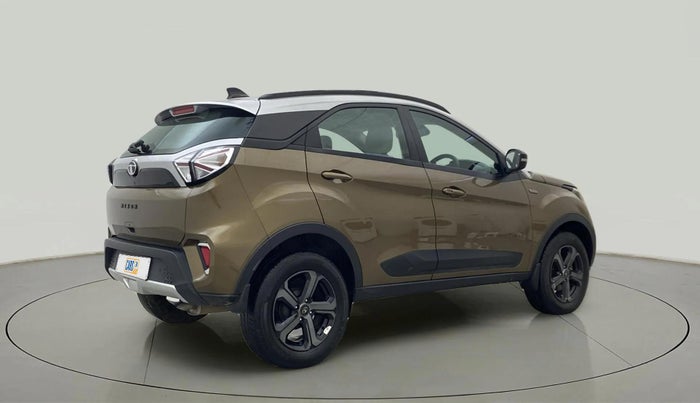 2022 Tata NEXON XZ PLUS (PREMIUM) PETROL JET, Petrol, Manual, 21,647 km, Right Back Diagonal