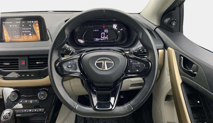 2022 Tata NEXON XZ PLUS (PREMIUM) PETROL JET, Petrol, Manual, 21,647 km, Steering Wheel Close Up