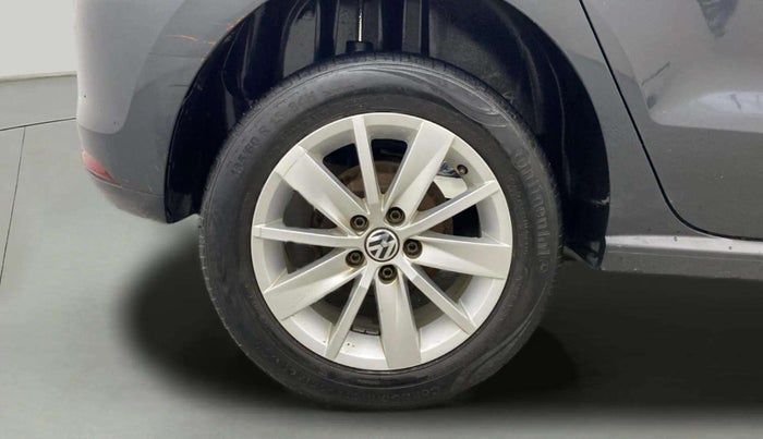 2017 Volkswagen Polo HIGHLINE1.2L, Petrol, Manual, 89,762 km, Right Rear Wheel