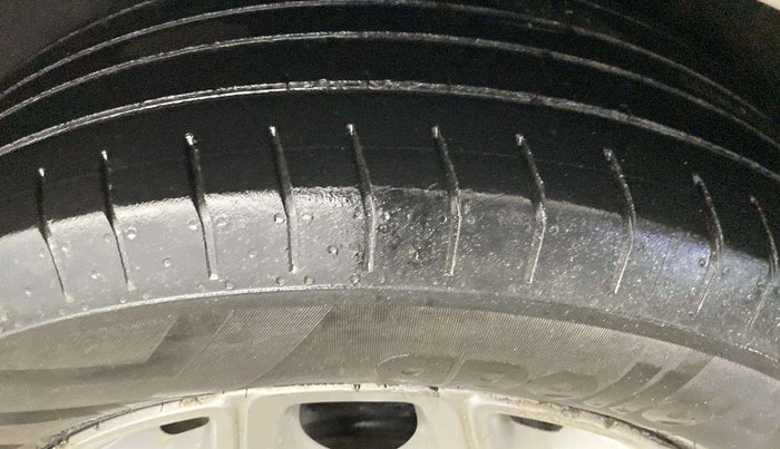 2015 Ford Ecosport TITANIUM 1.5L PETROL, Petrol, Manual, 60,313 km, Right Rear Tyre Tread