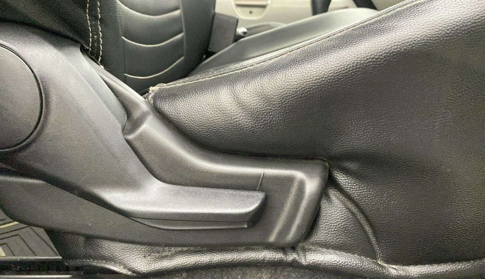 2018 Maruti IGNIS DELTA 1.2 AMT, Petrol, Automatic, 72,922 km, Driver Side Adjustment Panel