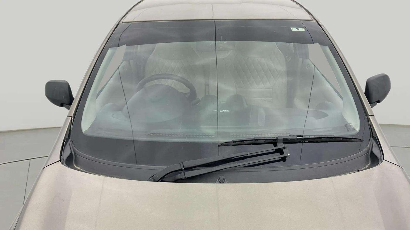 2017 Datsun Go T, Petrol, Manual, 31,220 km, Front Windshield