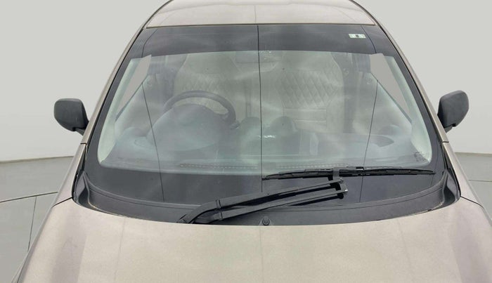 2017 Datsun Go T, Petrol, Manual, 31,147 km, Front Windshield