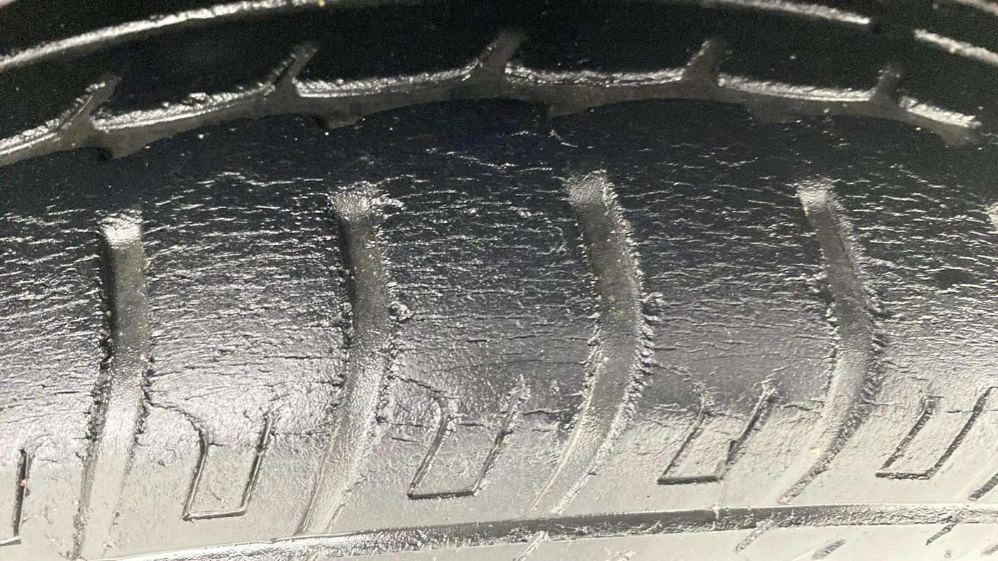 2017 Datsun Go T, Petrol, Manual, 31,220 km, Right Front Tyre Tread
