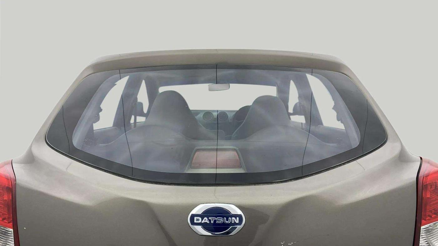 2017 Datsun Go T, Petrol, Manual, 31,220 km, Rear Windshield