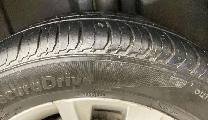 2023 Skoda SLAVIA AMBITION 1.0L TSI AT, Petrol, Automatic, 29,242 km, Right Rear Tyre Tread