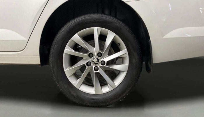 2023 Skoda SLAVIA AMBITION 1.0L TSI AT, Petrol, Automatic, 29,242 km, Left Rear Wheel