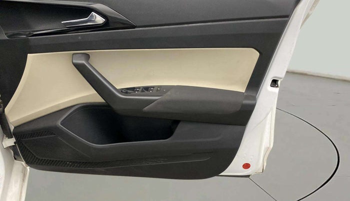 2023 Skoda SLAVIA AMBITION 1.0L TSI AT, Petrol, Automatic, 29,242 km, Driver Side Door Panels Control