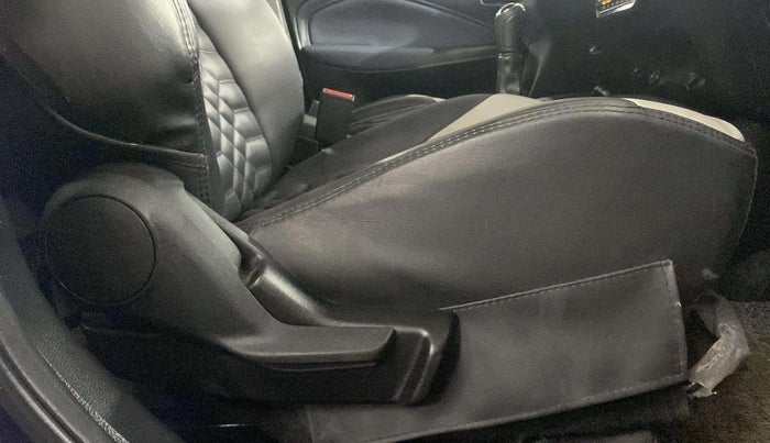 2022 Maruti Baleno DELTA PETROL 1.2, Petrol, Manual, 19,917 km, Driver Side Adjustment Panel