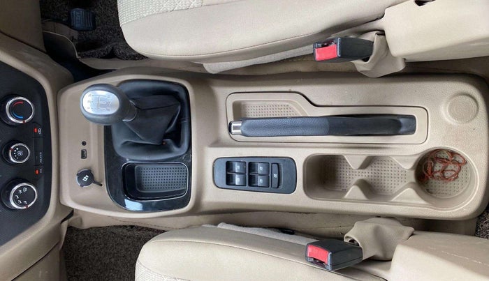 2024 Mahindra BOLERO NEO N10 R, Diesel, Manual, 22,729 km, Gear Lever
