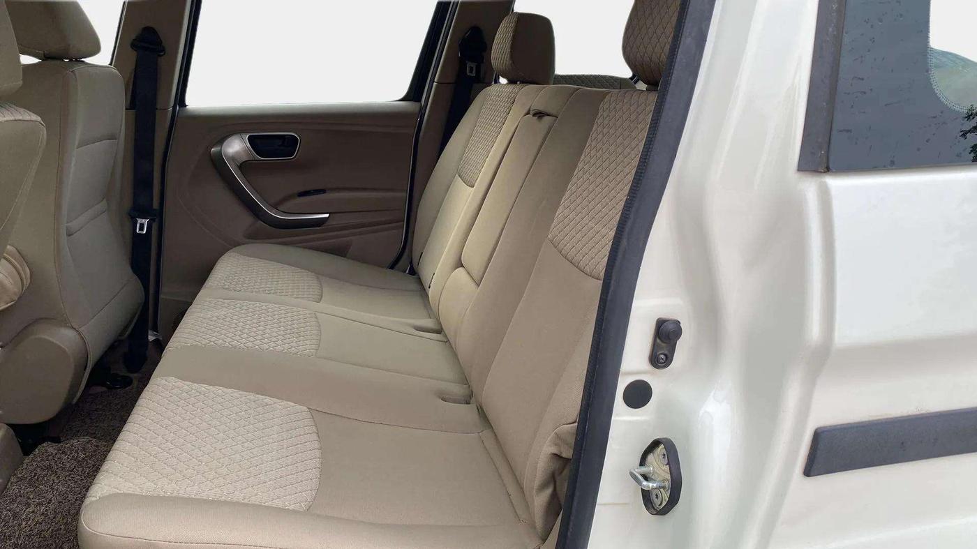 2024 Mahindra BOLERO NEO N10 R, Diesel, Manual, 22,939 km, Right Side Rear Door Cabin