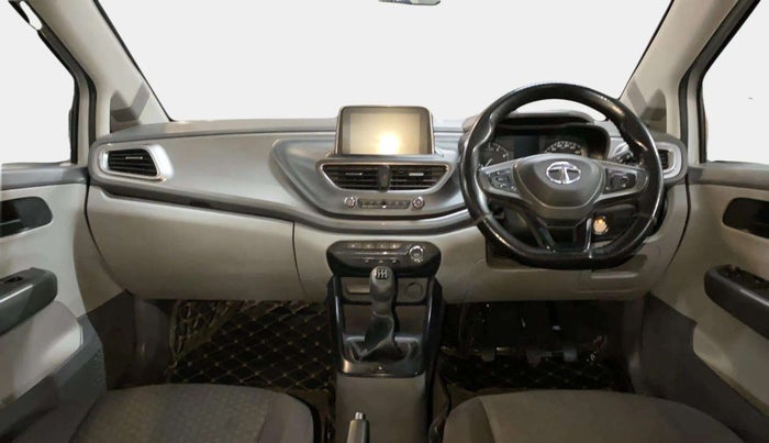 2020 Tata ALTROZ XT PETROL, Petrol, Manual, 69,800 km, Dashboard