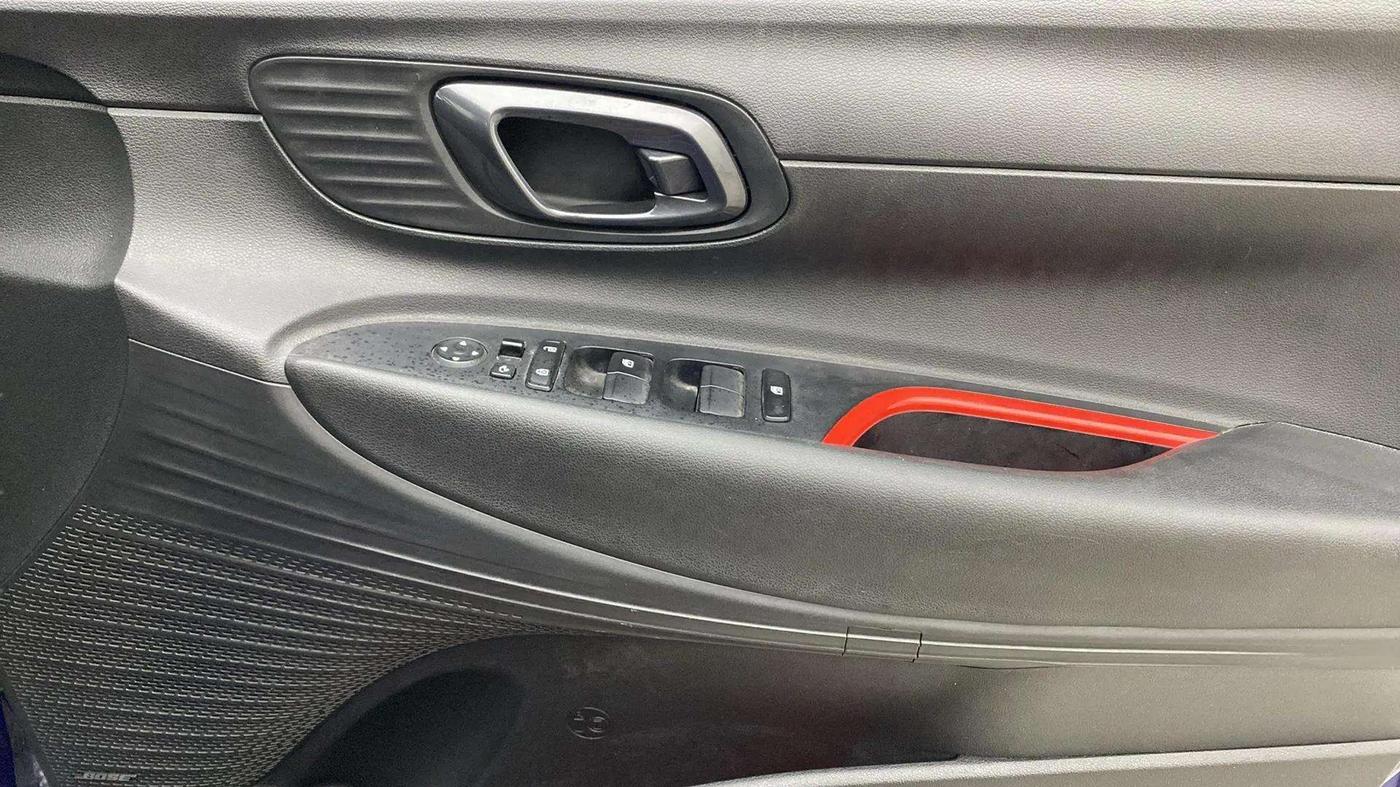 2021 Hyundai NEW I20 N LINE N8 1.0 TURBO GDI DCT DUAL TONE, Petrol, Automatic, 35,449 km, Driver Side Door Panels Control