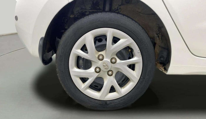 2018 Hyundai Grand i10 MAGNA AT 1.2 KAPPA VTVT, Petrol, Automatic, 36,171 km, Right Rear Wheel