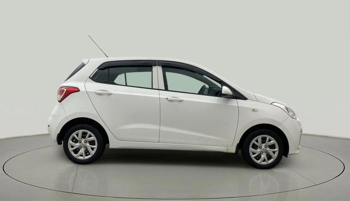 2018 Hyundai Grand i10 MAGNA AT 1.2 KAPPA VTVT, Petrol, Automatic, 36,171 km, Right Side View