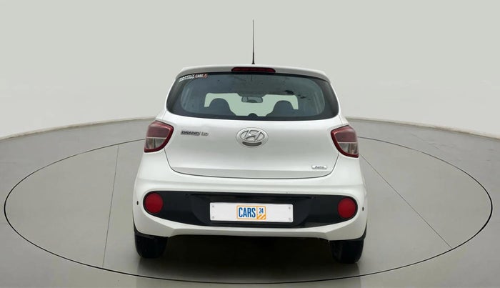 2018 Hyundai Grand i10 MAGNA AT 1.2 KAPPA VTVT, Petrol, Automatic, 36,171 km, Back/Rear