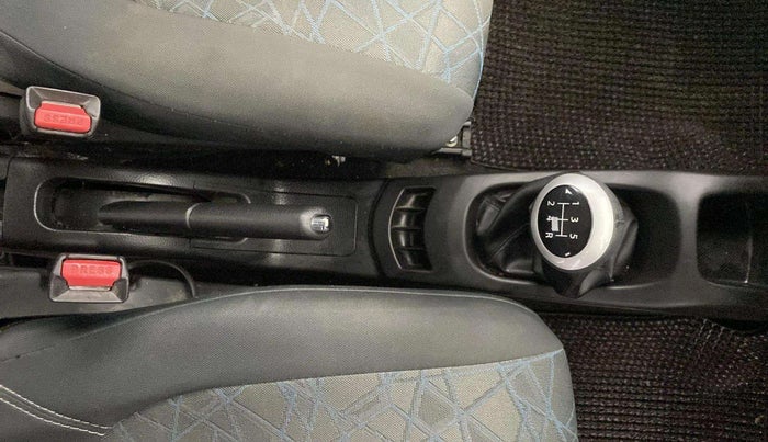 2015 Maruti Wagon R 1.0 VXI, Petrol, Manual, 24,834 km, Gear Lever