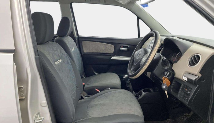 2015 Maruti Wagon R 1.0 VXI, Petrol, Manual, 24,834 km, Right Side Front Door Cabin