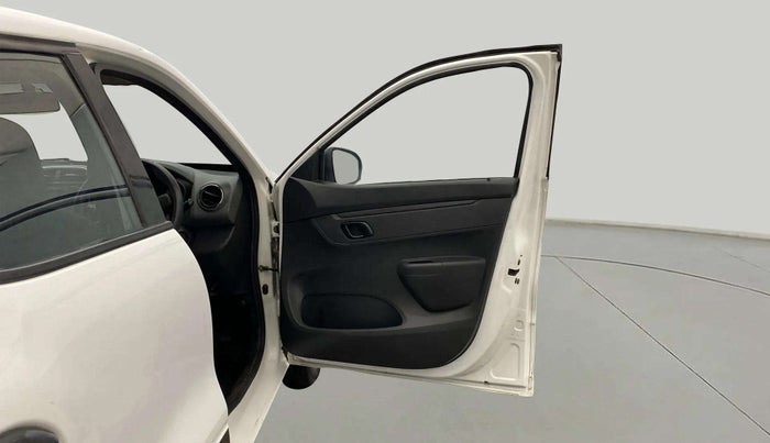 2016 Renault Kwid RXT 0.8, Petrol, Manual, 23,126 km, RHS Front Door