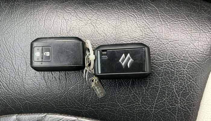 2023 Maruti Baleno ALPHA PETROL 1.2, Petrol, Manual, 38,720 km, Key Close Up