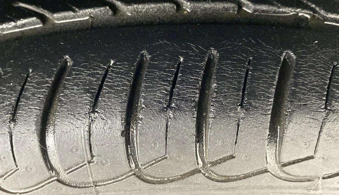 2018 Tata Tiago XZA PETROL, Petrol, Automatic, 13,614 km, Right Front Tyre Tread