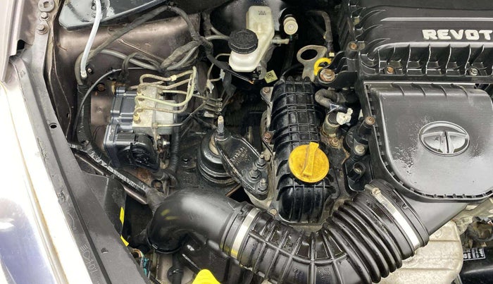 2018 Tata Tiago XZA PETROL, Petrol, Automatic, 13,614 km, Engine View - Right