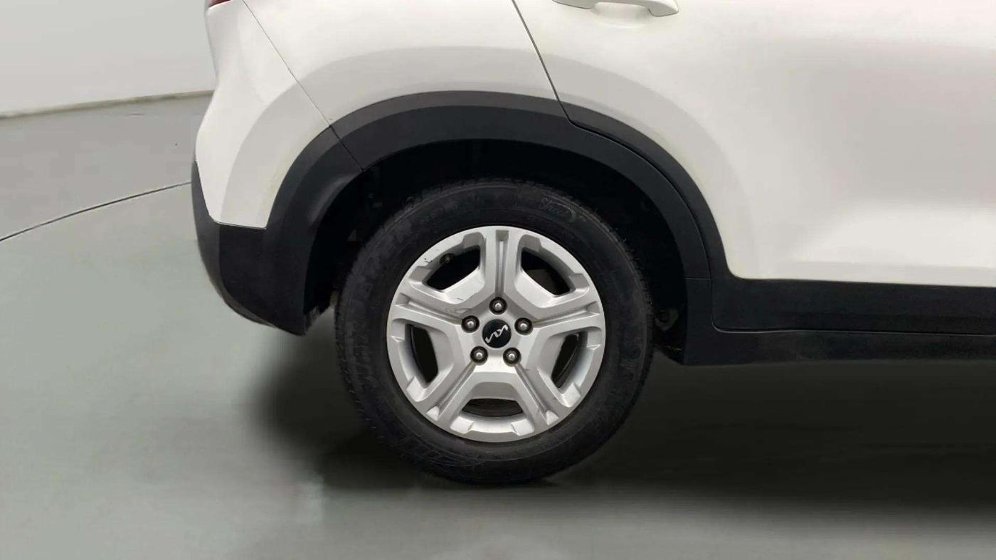 2023 KIA SONET HTK 1.2 PETROL MT, Petrol, Manual, 39,299 km, Right Rear Wheel