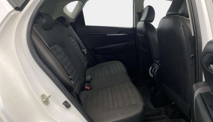 2023 KIA SONET HTK 1.2 PETROL MT, Petrol, Manual, 39,278 km, Right Side Rear Door Cabin
