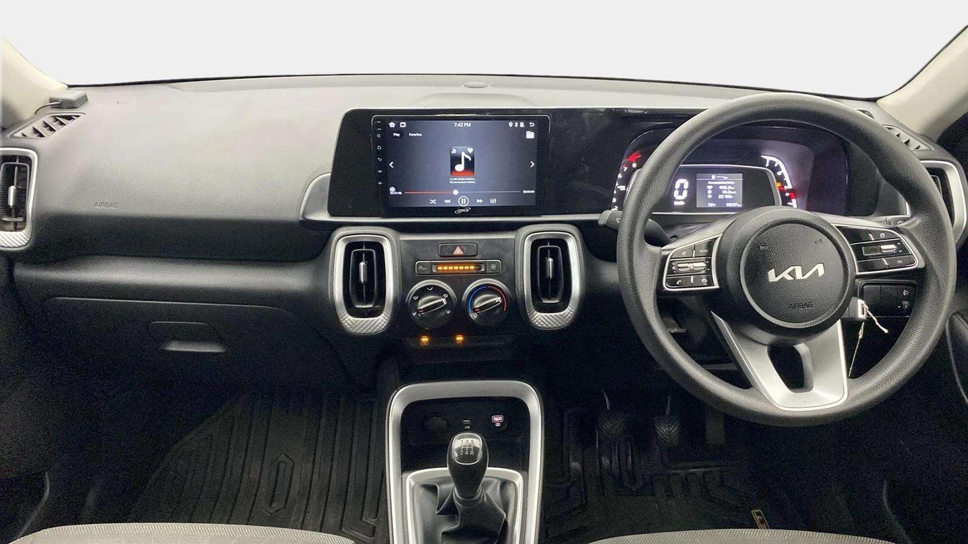 2023 KIA SONET HTK 1.2 PETROL MT, Petrol, Manual, 39,299 km, Dashboard
