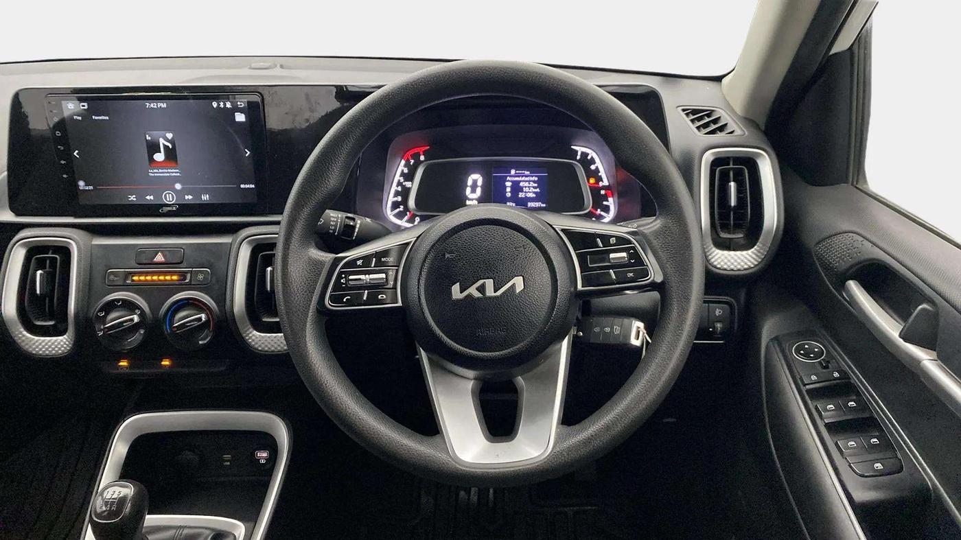 2023 KIA SONET HTK 1.2 PETROL MT, Petrol, Manual, 39,299 km, Steering Wheel Close Up