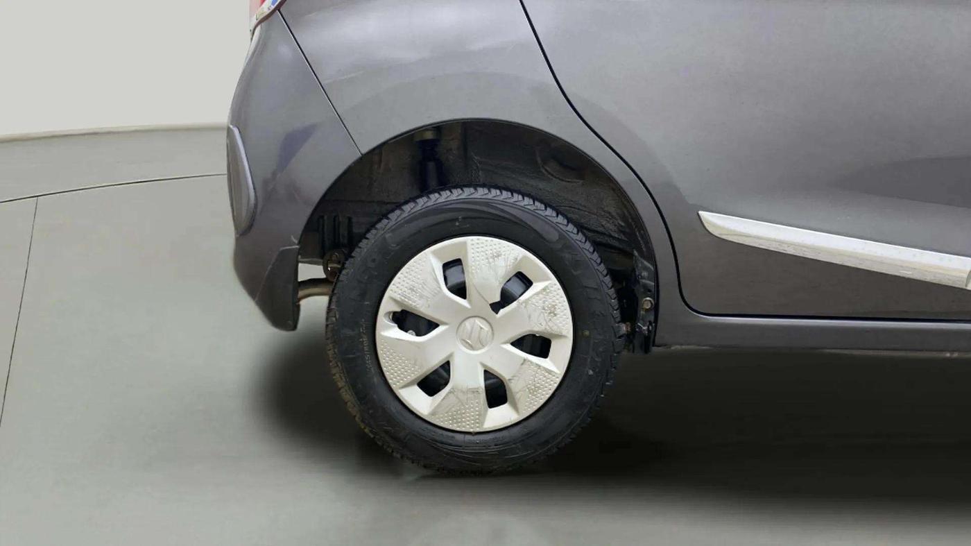 2022 Maruti Alto K10 VXI PLUS, Petrol, Manual, 45,708 km, Right Rear Wheel