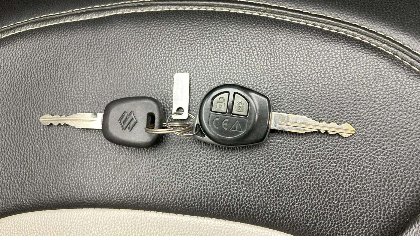 2022 Maruti Alto K10 VXI PLUS, Petrol, Manual, 45,708 km, Key Close Up