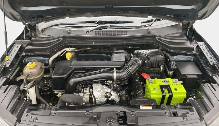 2022 Mahindra XUV300 W8 1.5 DIESEL, Diesel, Manual, 65,229 km, Engine View
