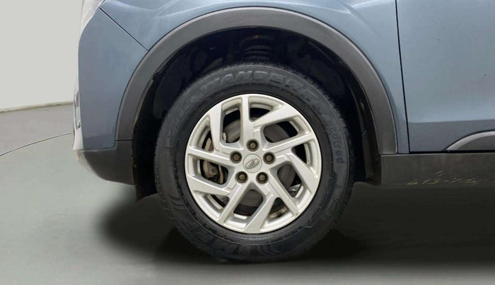 2022 Mahindra XUV300 W8 1.5 DIESEL, Diesel, Manual, 65,229 km, Left Front Wheel
