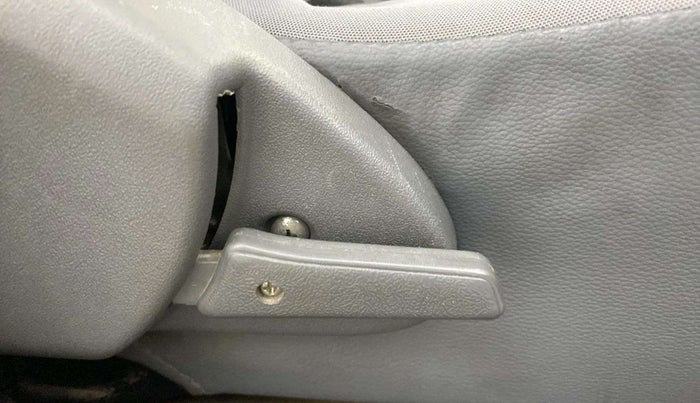 2014 Maruti Alto 800 LXI, Petrol, Manual, 42,364 km, Driver Side Adjustment Panel