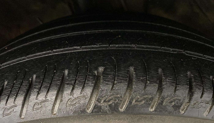 2019 Hyundai VENUE SX PLUS 1.0 TURBO DCT, Petrol, Automatic, 57,775 km, Right Front Tyre Tread