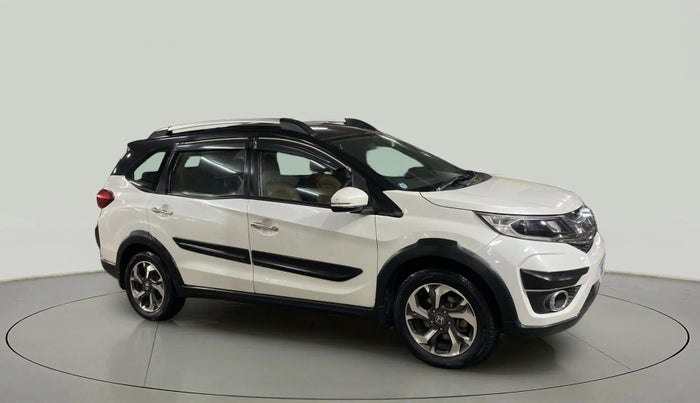 2016 Honda BR-V 1.5L I-VTEC V, Petrol, Manual, 35,783 km, Right Front Diagonal