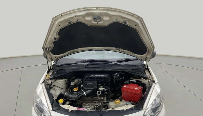 2016 Tata Tiago XM PETROL, Petrol, Manual, 66,520 km, Open Bonet