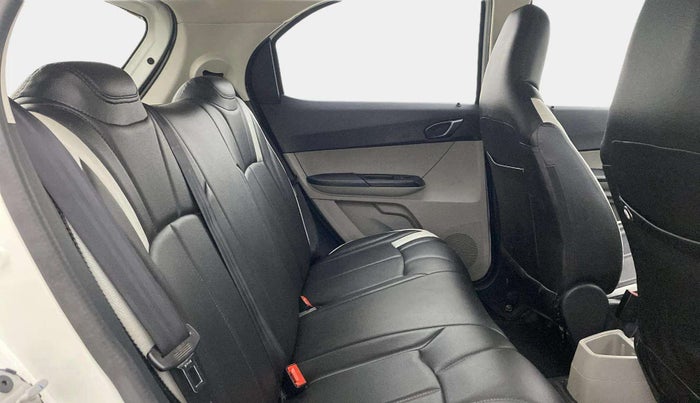 2016 Tata Tiago XM PETROL, Petrol, Manual, 66,520 km, Right Side Rear Door Cabin