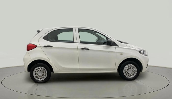 2016 Tata Tiago XM PETROL, Petrol, Manual, 66,520 km, Right Side View